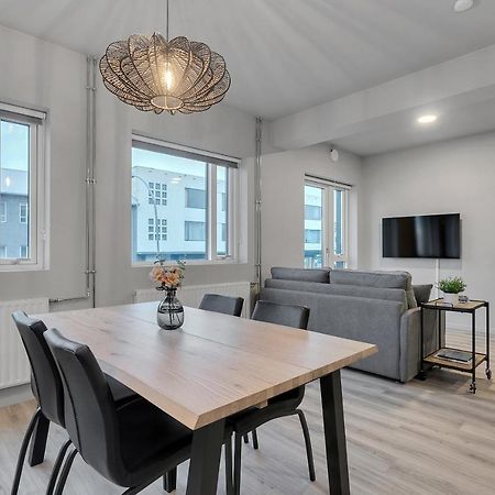 רייקיאוויק Sunny Central Apartment מראה חיצוני תמונה